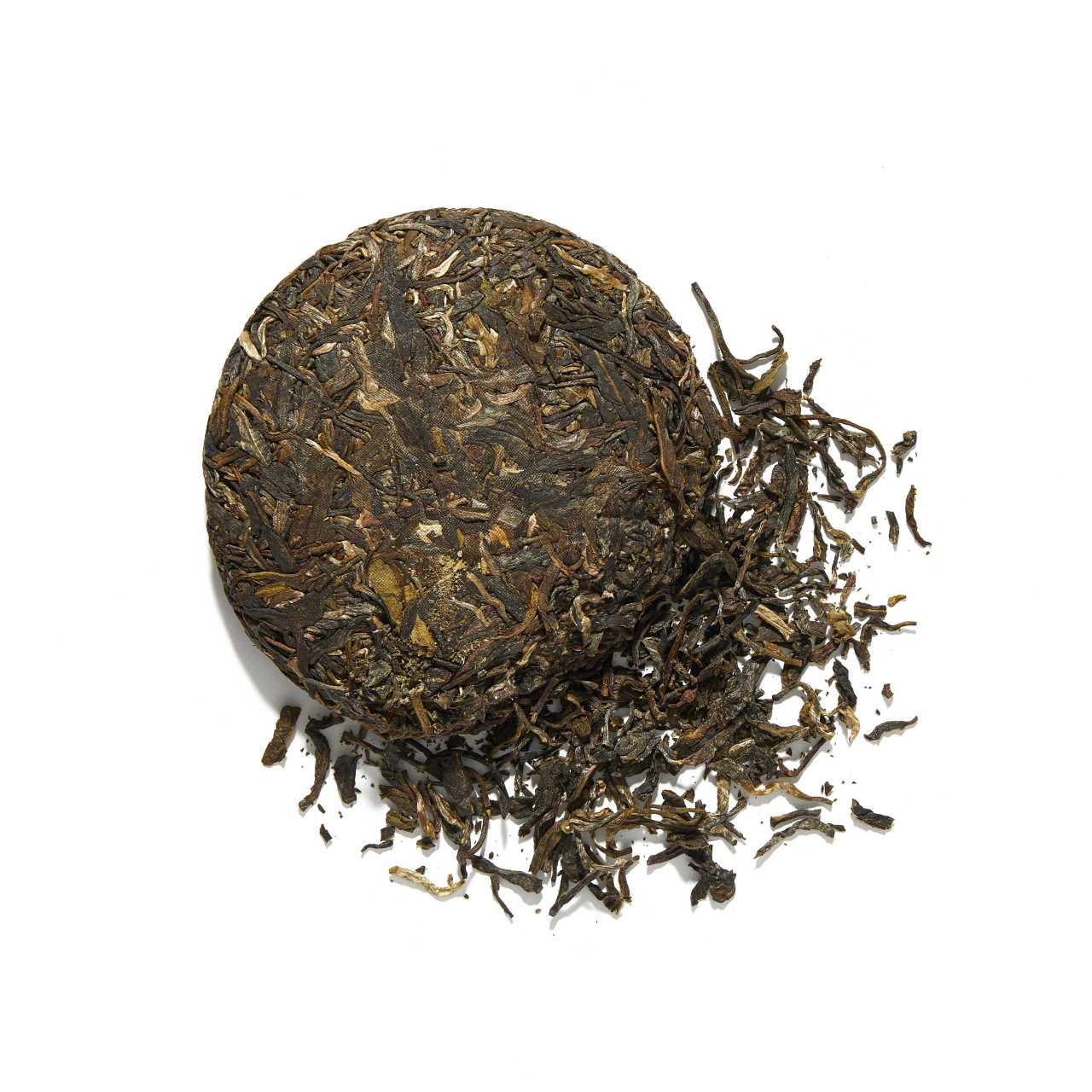 Raw Pu-Erh Cake Loose Leaf Tea arranged in a circle