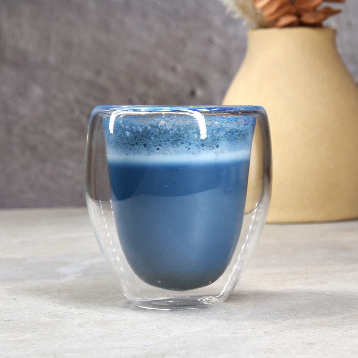 Spirulina Blue Latte Powder brewed tea lifestyle image